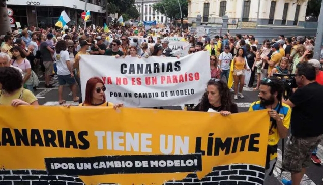 Meer protesten tegen massatoerisme dit weekend op de Canarische Eilanden