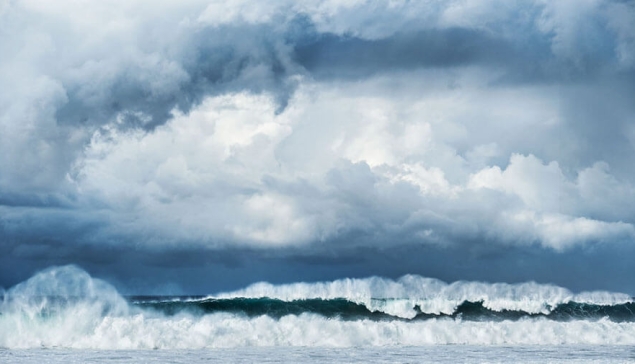 Gele en oranje weerswaarschuwingen voor een DANA-storm die de Canarische Eilanden nadert