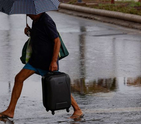 Gele weerswaarschuwingen uitgegeven terwijl een storm de Canarische Eilanden nadert