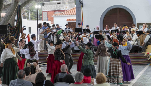 Veneguera viert zijn Culturele Week van 13 tot 17 mei met folklore, traditie en de Nacht van Wijnen en Tapas